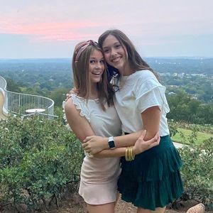 Meet your Posher, Libby